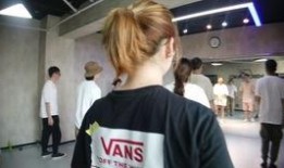 热点爆料新闻搞笑视频,笑料百出！热点爆料新闻搞笑视频大盘点