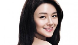 娱乐吃瓜戴手环的女明星,揭秘戴手环女明星的吃瓜生活