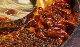 黄闷鸡爆料视频,幕后真相大起底