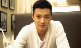 朱丹周一围爆料恋情视频,甜蜜互动引网友热议