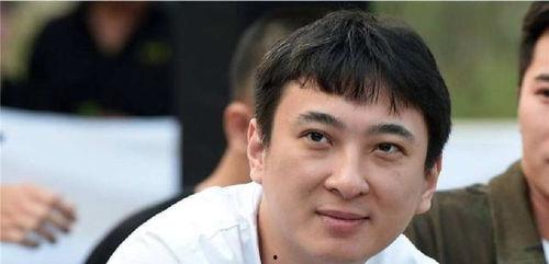 娱乐圈吃瓜吃到自己头上,娱乐圈的意外反转之旅