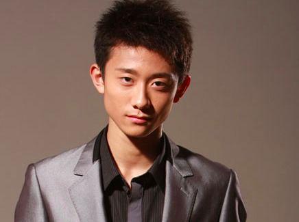 娱乐圈吃瓜男生